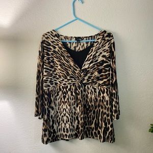 Leopard Print Detailed V-neck Blouse